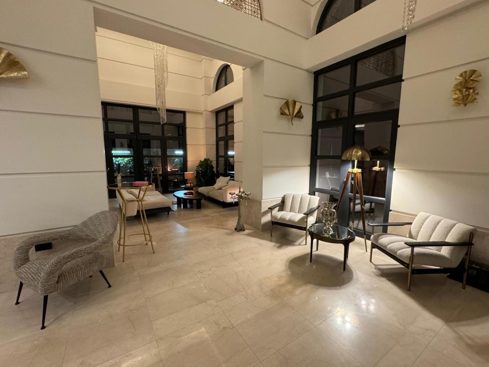 Cosmopolita Boutique Hotel Тимишоара Экстерьер фото