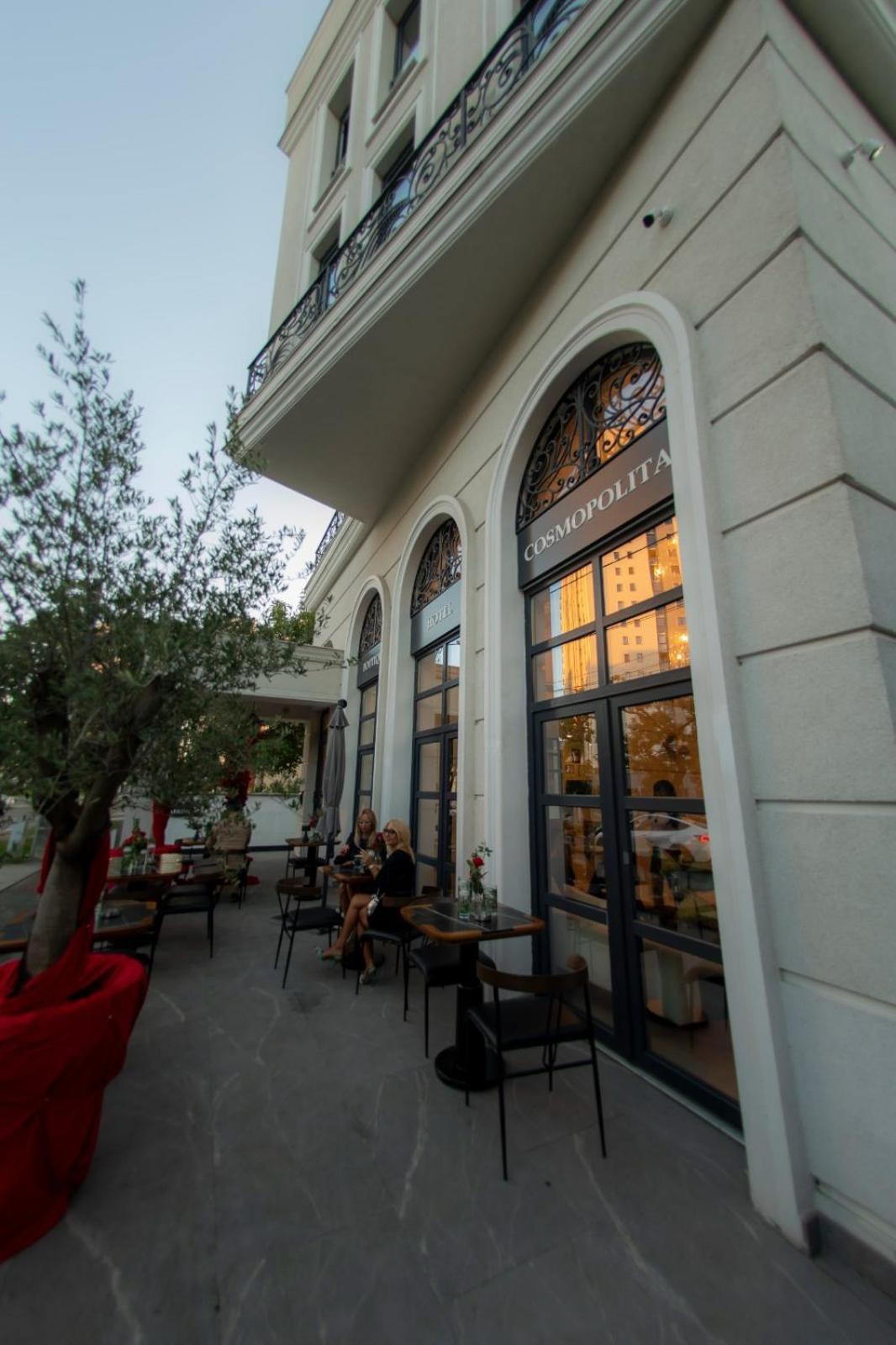 Cosmopolita Boutique Hotel Тимишоара Экстерьер фото